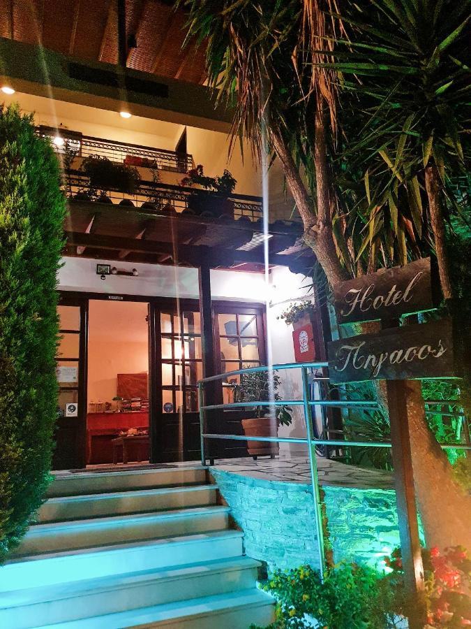 Pegasus Hotel & Coastal Cafe Кала-Нера Екстер'єр фото