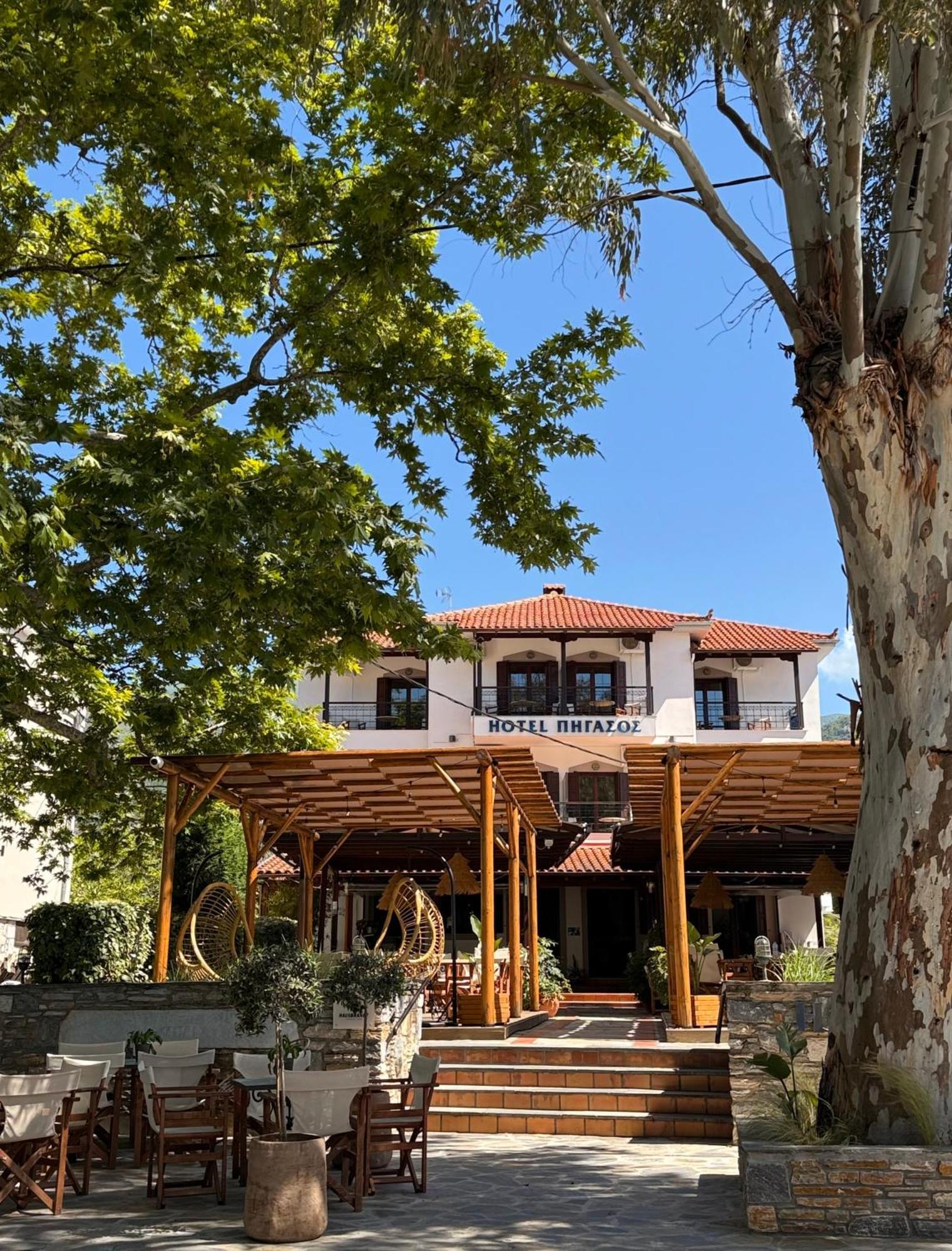 Pegasus Hotel & Coastal Cafe Кала-Нера Екстер'єр фото