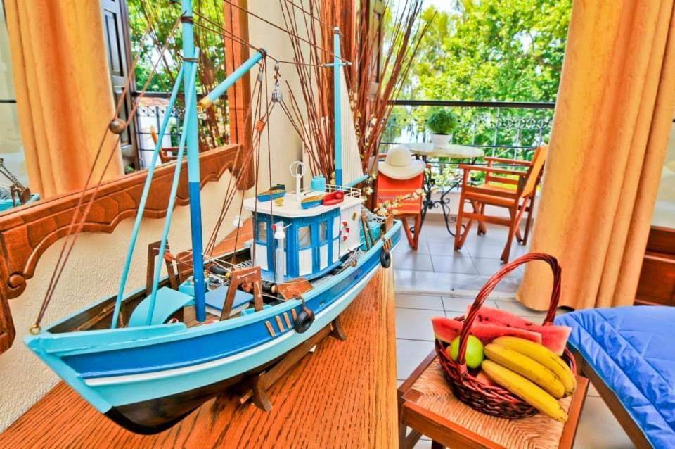 Pegasus Hotel & Coastal Cafe Кала-Нера Екстер'єр фото